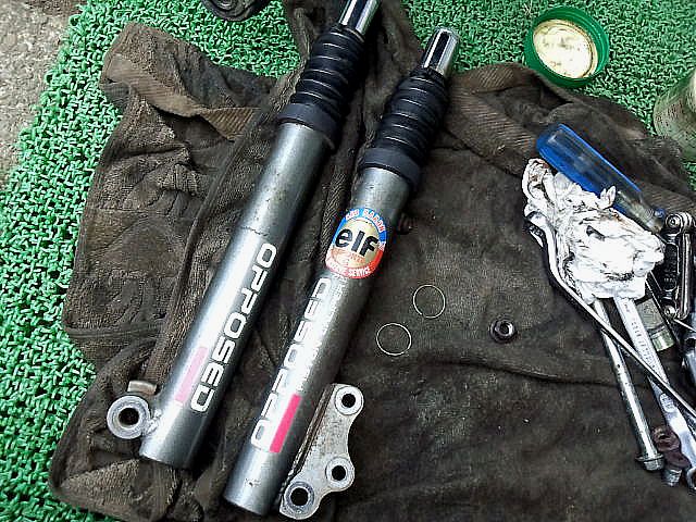 依頼車両的なぁ～31 フロントフォーク、ステム周り点検3YK 3YJ
