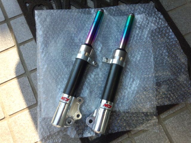 2025-25 秋冬新作  ハイブランドの jog 埼*る様 3yk 当時物 フォーク 社外 フロントフォーク ncy パーツ