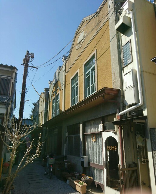 レトロ建築物が好きすぎて昭和レトロ美容室に飛び込み80歳の美容師さん