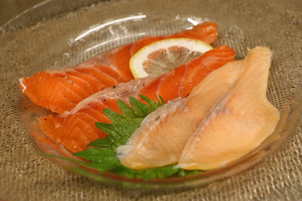 Amazon.co.jp: 川魚料理の工夫 復刻版 : 柴田書店: Japanese Books