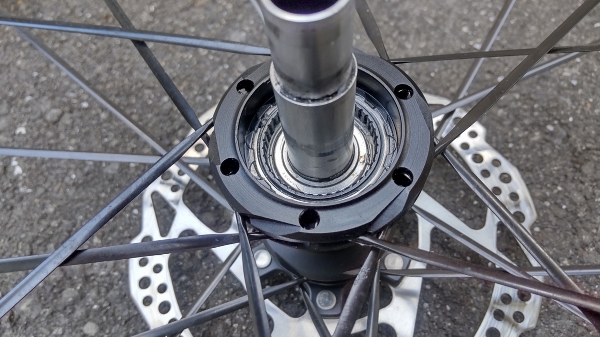 MAVIC ID360 のシール交換 - sakanaのポタリング日記