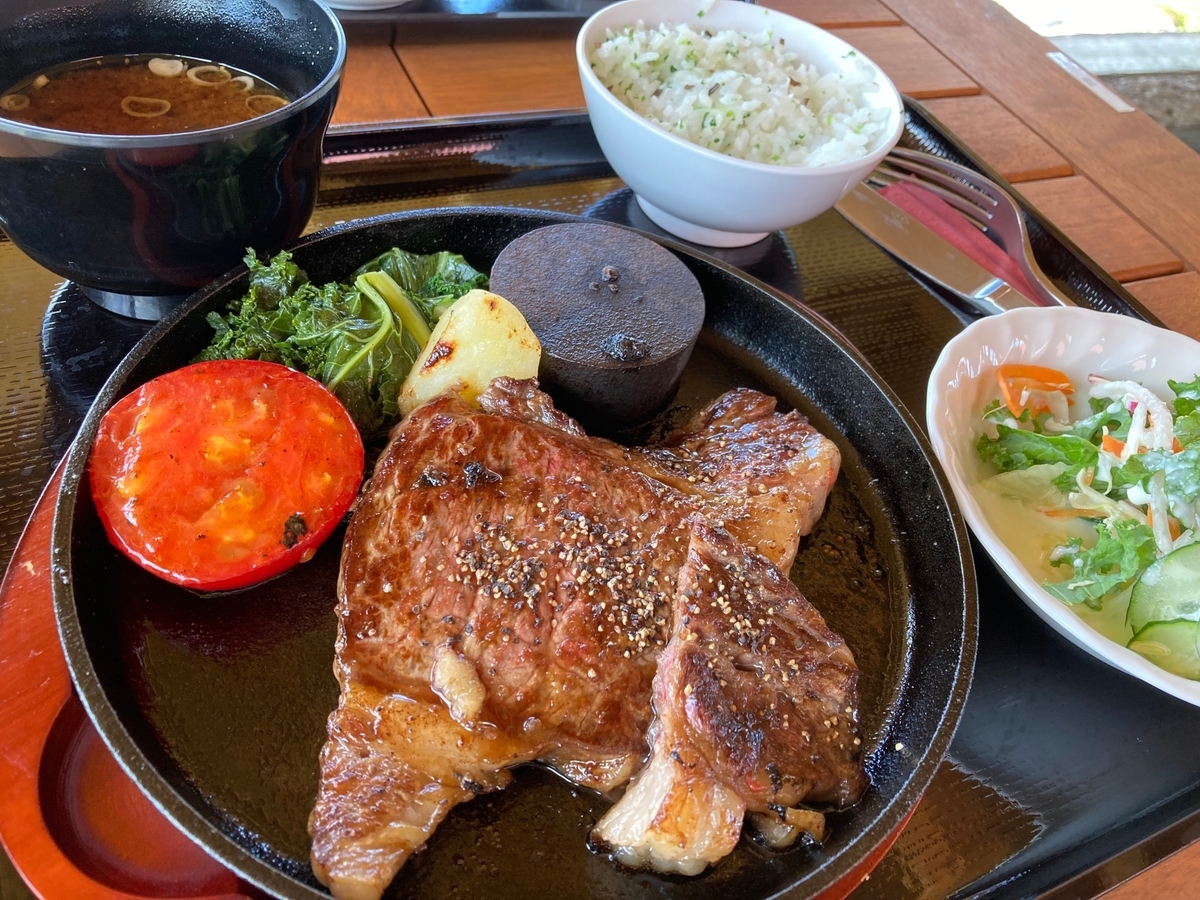 リブロースステーキ