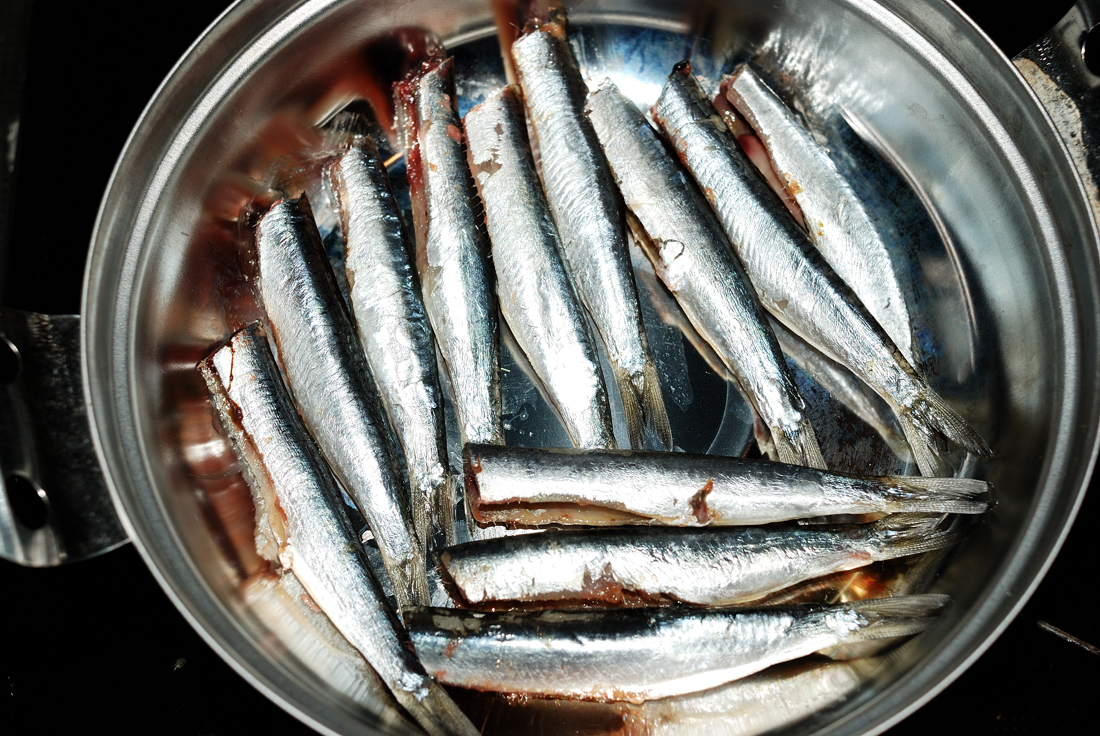 意外と時短 簡単 骨までいける めざしのオイルサーディン を作ってみた 魚屋三代目 メシ通 ホットペッパーグルメ