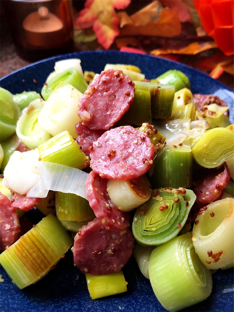 休暇大好きな州 ポロ葱とサラミのワイン蒸し粒マスタード和え 花梨の調理法 Moin Moin北ドイツに暮らす