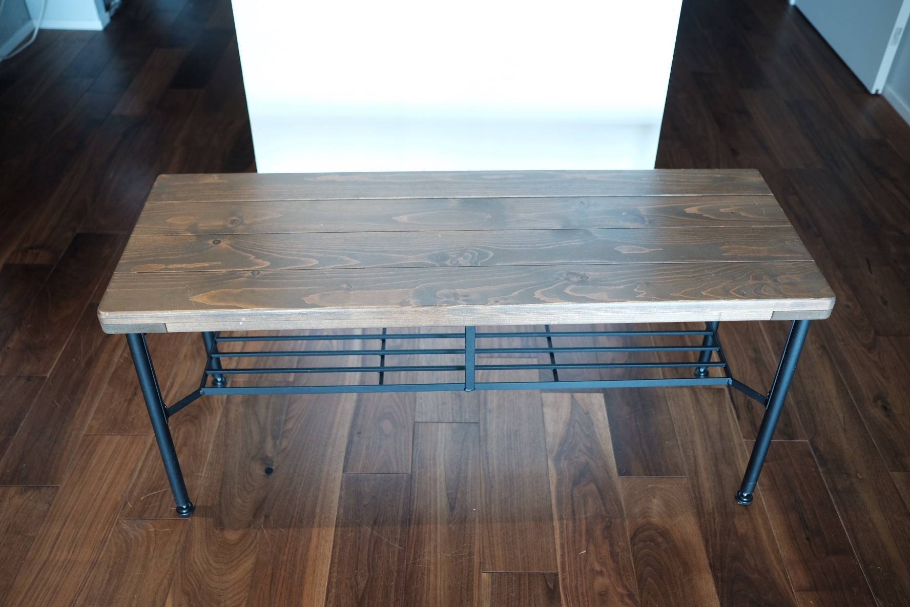 木のベンチをシャビーなホワイトに塗るDIY - ダイナミック気晴らし 木のベンチをシャビーなホワイトに塗るDIY - ダイナミック気晴らし