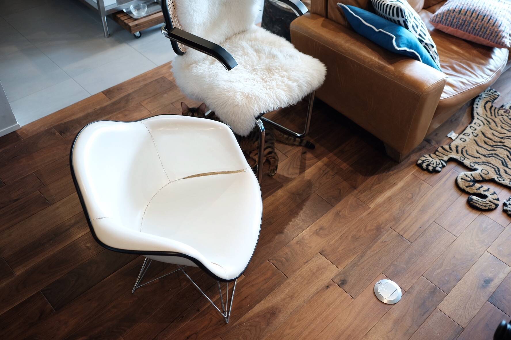 ハーマンミラー　70'sアームシェルチェア　モダンファニチャーセールス HermanMiller(ハーマンミラー) サイドシェルチェア Hベース