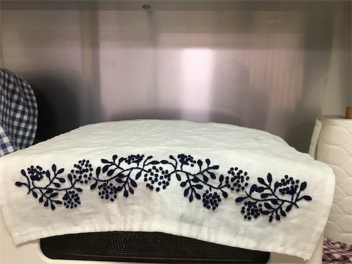 樋口愉美子さんの刺繍 シンプルライフにあこがれて 樋口愉美子さんの刺繍 シンプルライフにあこがれて