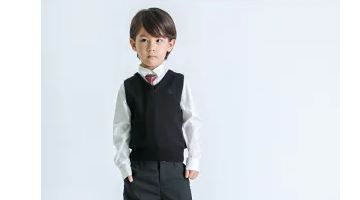 小学生 中学生の男の子のピアノ発表会の服装は 選び方のポイントやおすすめの衣装紹介 さくらこルーム