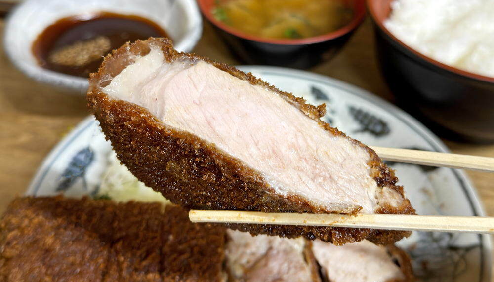 とんかつ五郎十』清水のガツ盛定食店で600gの特大ロースカツ！ - 静岡