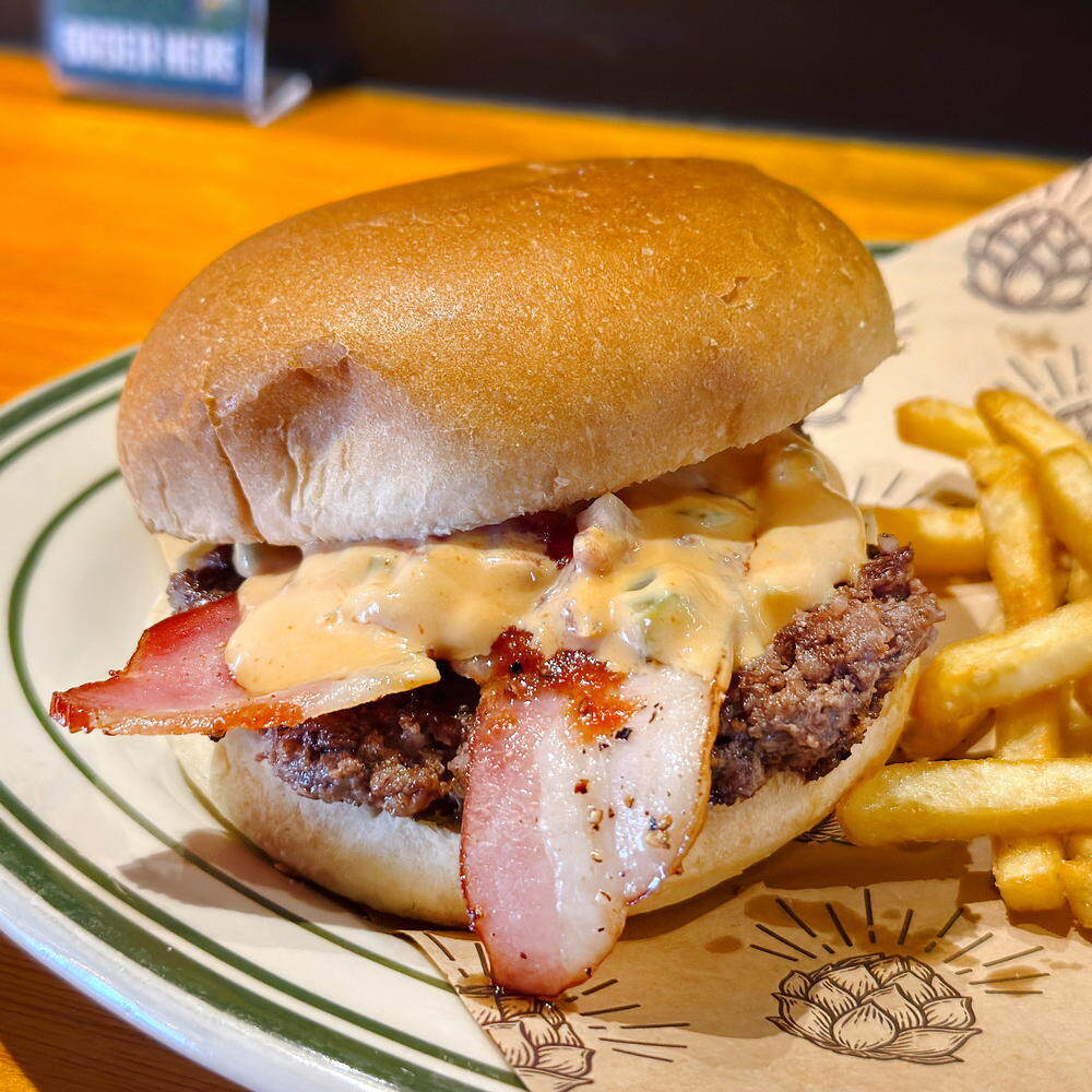 12 twelve』静岡駅近WCB直営ビアバーでバーガーランチ！ - 静岡市観光