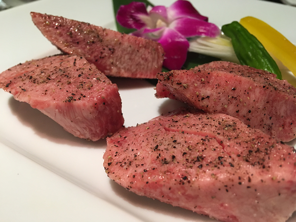 焼肉のタンにレモンを付けたのは叙々苑が発祥 タンにレモンという最強コンボの元祖を味わう ゆらゆら まったり 焼肉のタンにレモンを付けたのは叙々苑が発祥 タンにレモンという最強コンボの元祖を味わう ゆらゆら まったり