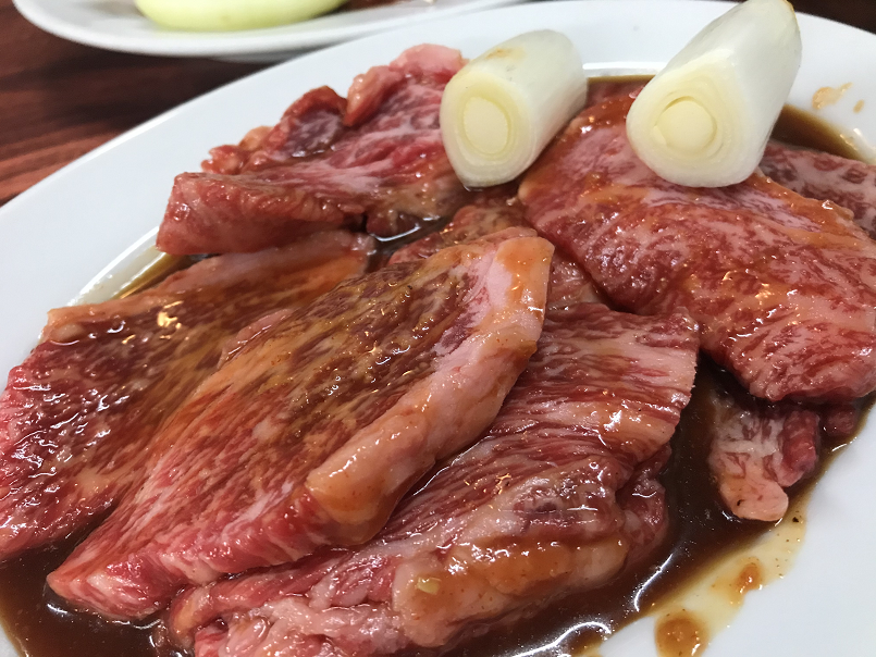 三重県伊勢市 天六苑 とにかくロースとタンを食べまくって下さい 焼肉図鑑