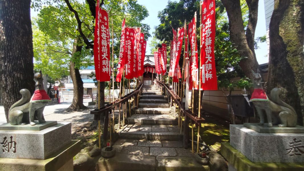 1135 足立宗誠(泰道) 「山呼万歳声」臨済宗 大徳寺 禅語 男女兼用 1135 禅語 大徳寺 「山呼万歳声」臨済宗 足立宗誠(泰道