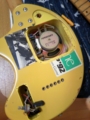 裏もシールだらけ
