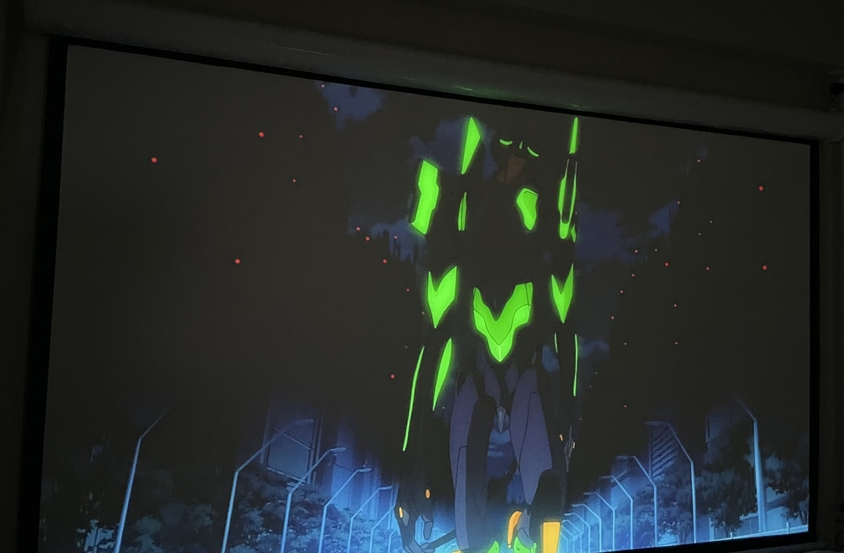 プロジェクター買ったらアニメ鑑賞がはかどった件 - さめたパスタと 