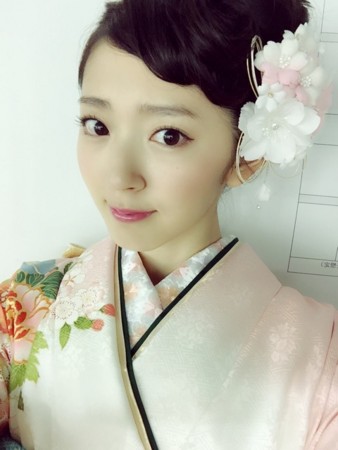 鈴木愛理さん、2年連続で『きもの 鈴乃屋』イメージキャラクターに
