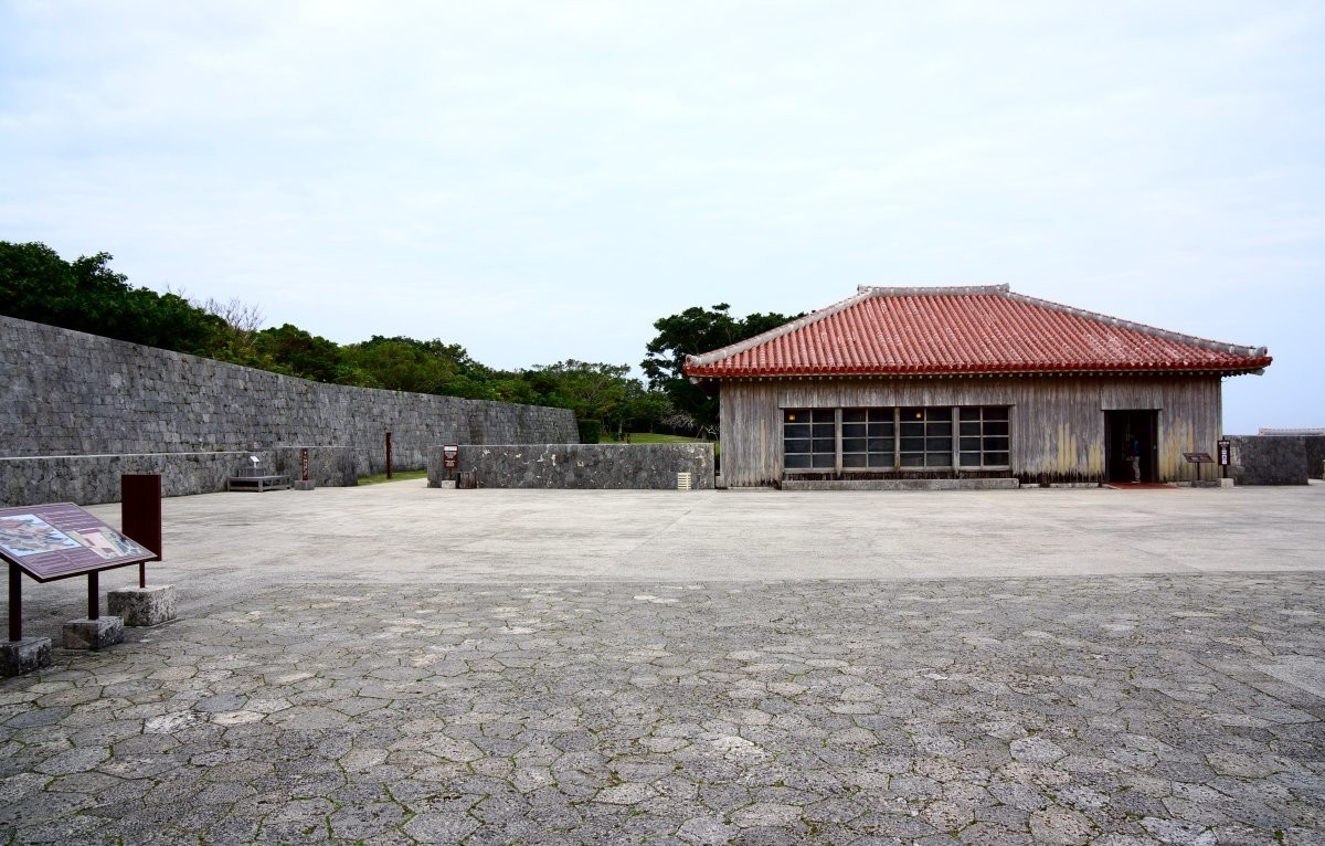 f:id:san-nin-syu:20200704101054j:plain f:id:san-nin-syu:20200704101054j:plain