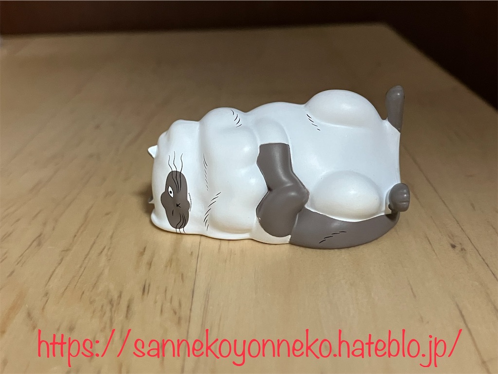 直角猫 マスコットフィギュア クオリア 全6種　各300円 シャム猫が当たりました！！