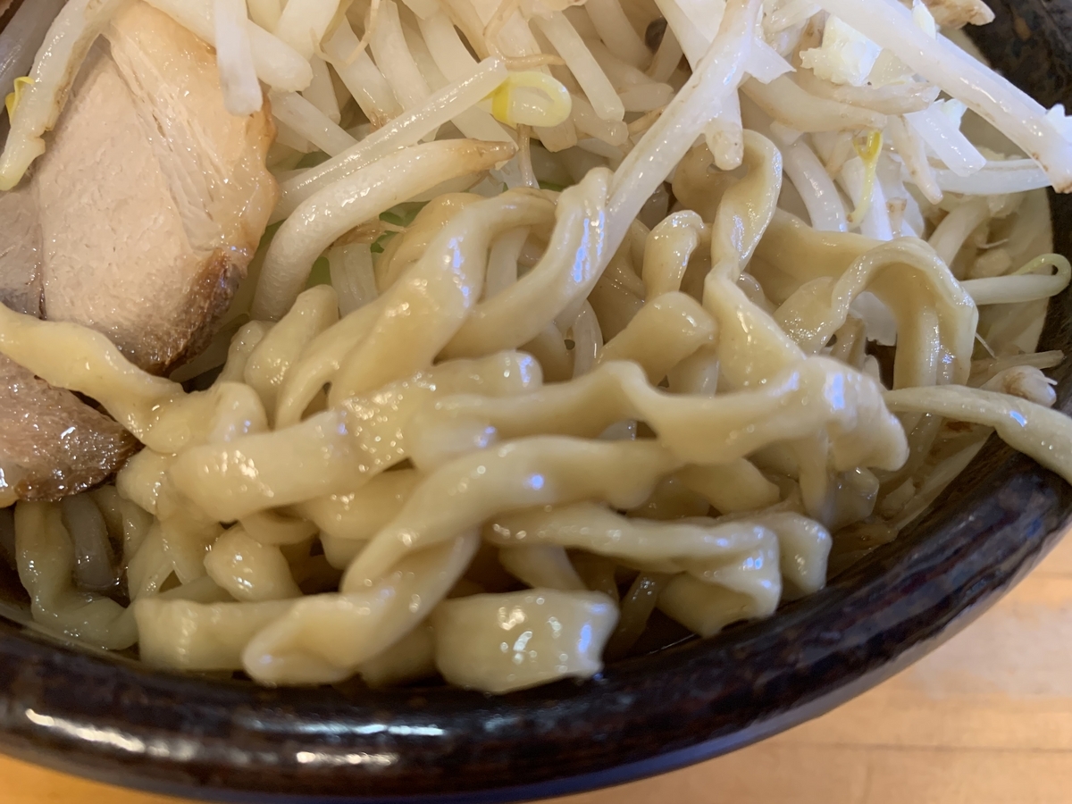 沖縄そば金太郎 二郎インスパイアの沖縄そば「南二郎」を食べる - さん