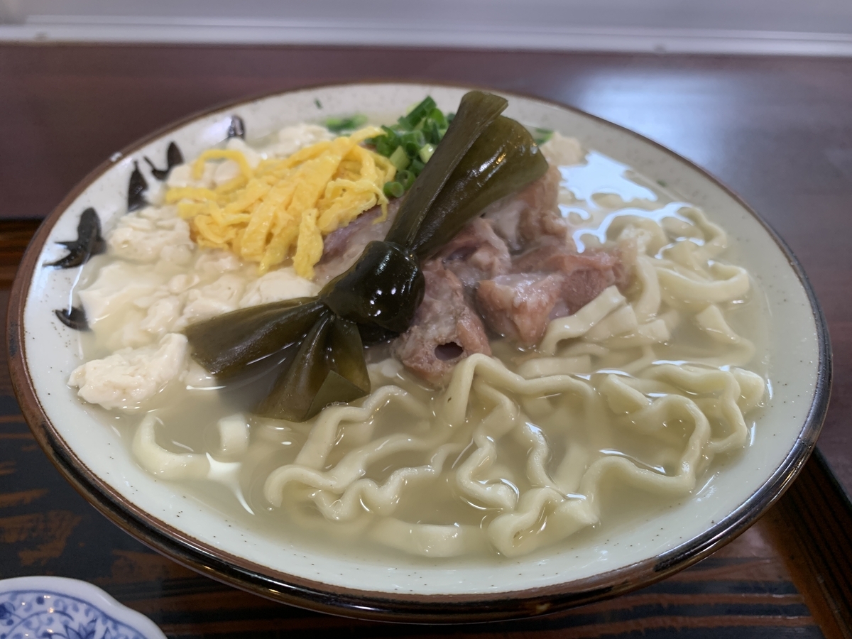 高江洲そば 6 これで1日幸せ確定ゆし豆腐そば - さんぺいの沖縄そば