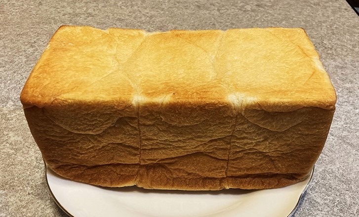 ワンハンドレッド食パン
