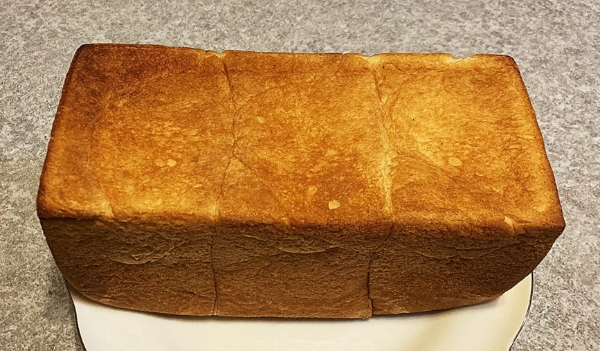 ワンハンドレッド食パン