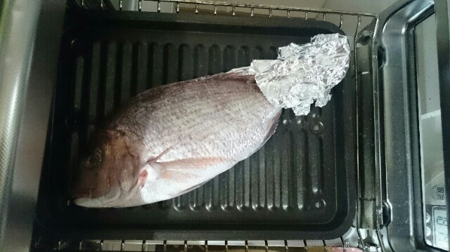 お食い初め 両面グリルで鯛の塩焼き ママは家族の太陽 でありたい