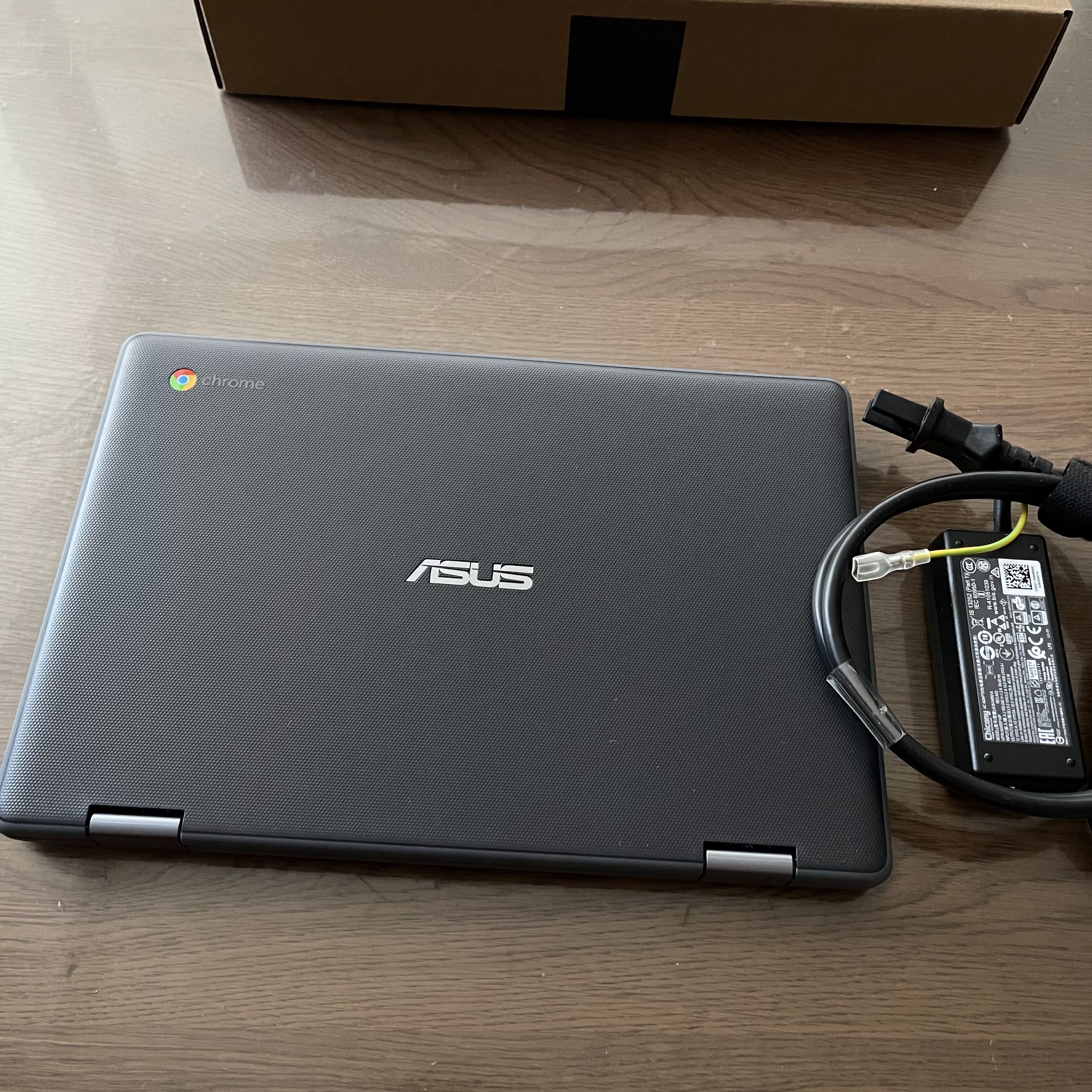 ASUS Chromebook Flip ( C214MA-GA0029 ) を購入しました - みんな