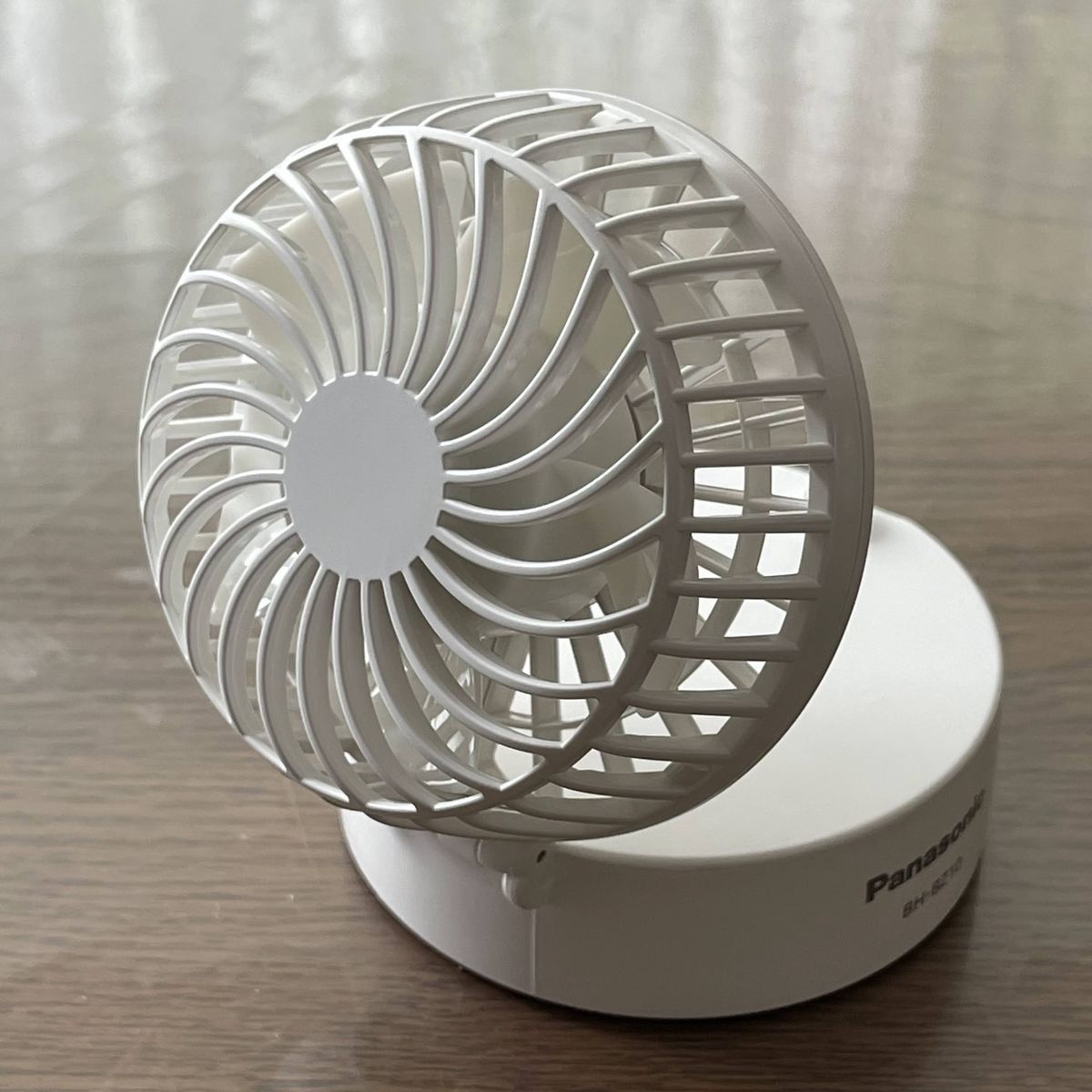 Amazon.co.jp: パナソニック 携帯扇風機 パーソナルファン