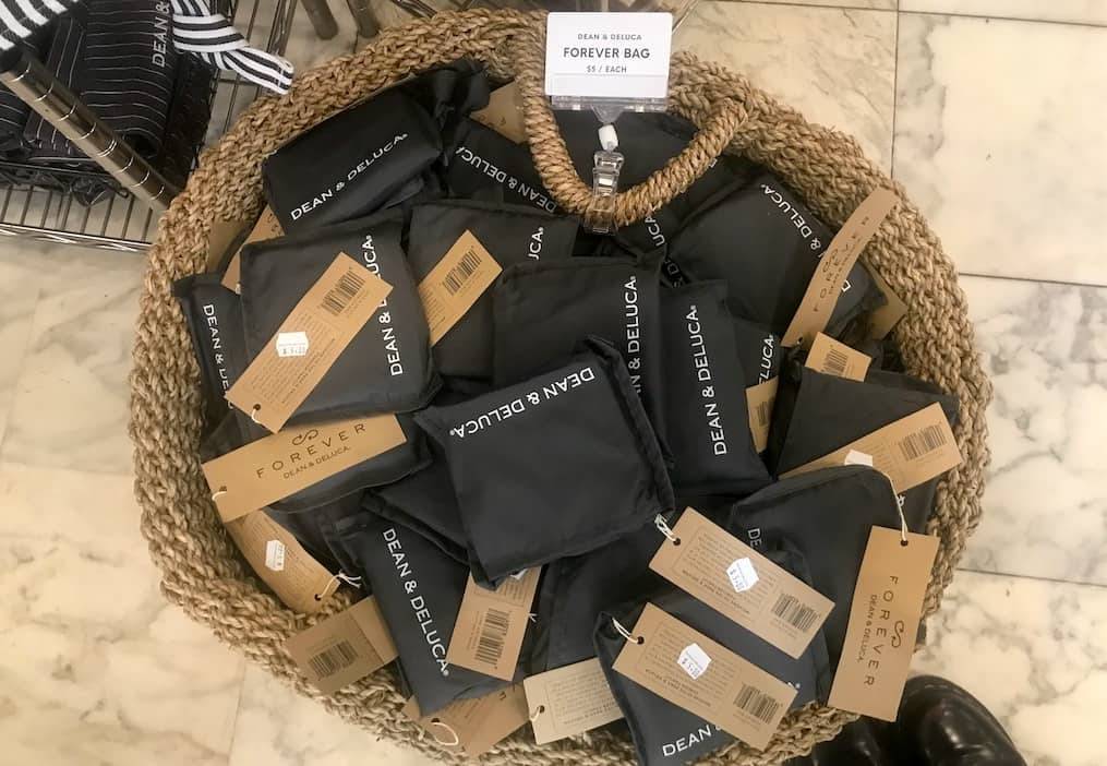 Dean Deluca本店 Ny ソーホーのマーケット 限定グッズ 破綻報道についても さらわか海外ライフ