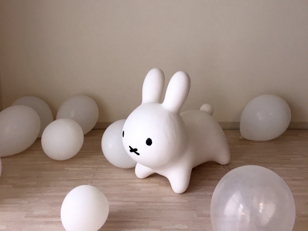 ブルーナボンボンが可愛すぎる 2歳の誕生日プレゼント ミニマリストママはユメをみる ブルーナボンボンが可愛すぎる 2歳の誕生日プレゼント ミニマリストママはユメをみる