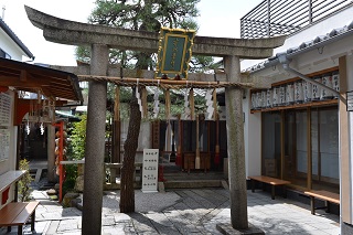 f:id:sarunokinobori:20161208210623j:plain
