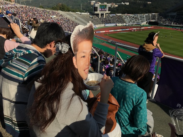 ｻﾝﾌﾚｯﾁｪvs福岡ｱﾋﾞｽﾊﾟのﾎｰﾑ最終試合で森崎浩司が魅せた 感謝 Aozoramugendai