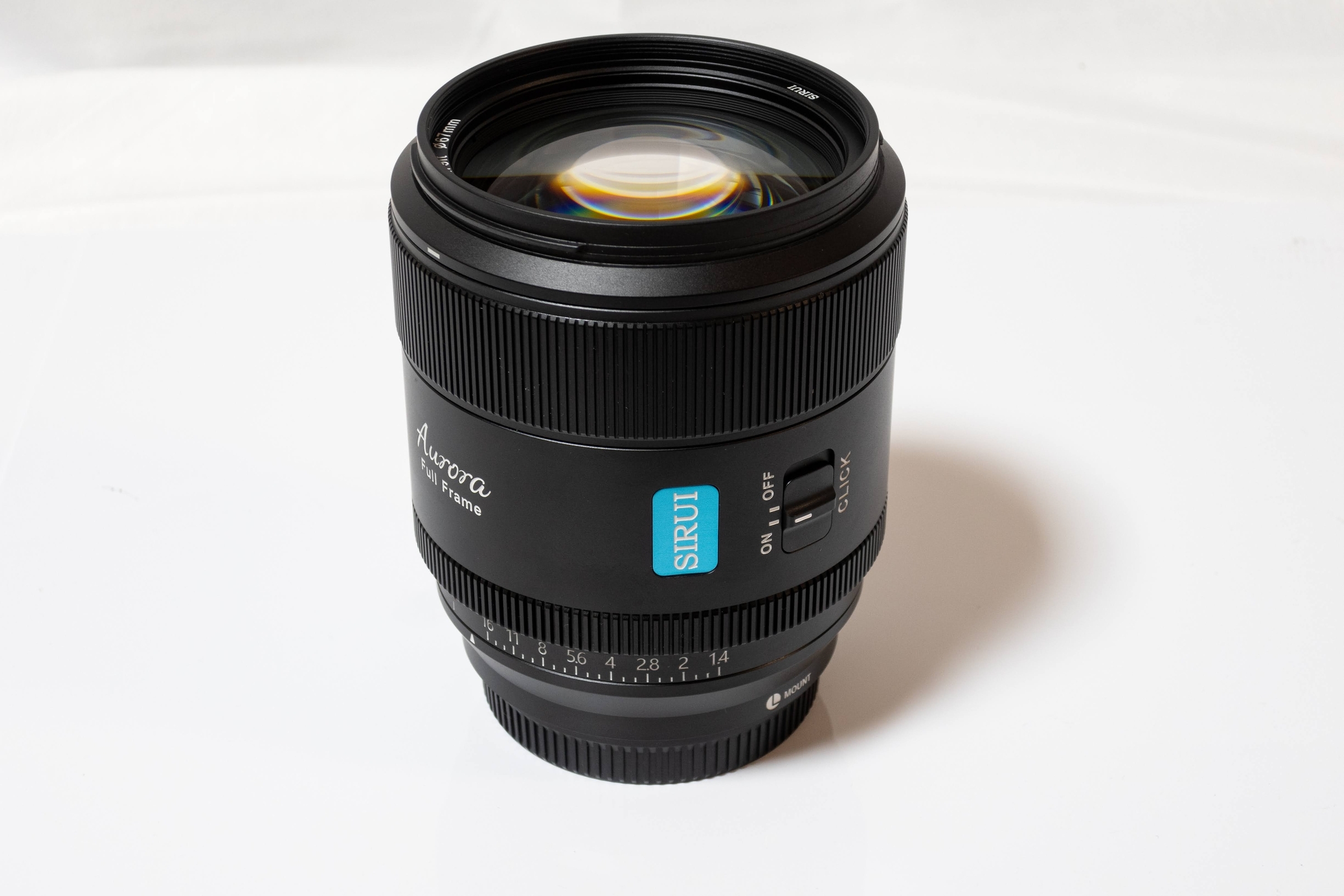 SIRUI Aurora 85mm F1.4 - 青藍寫眞館