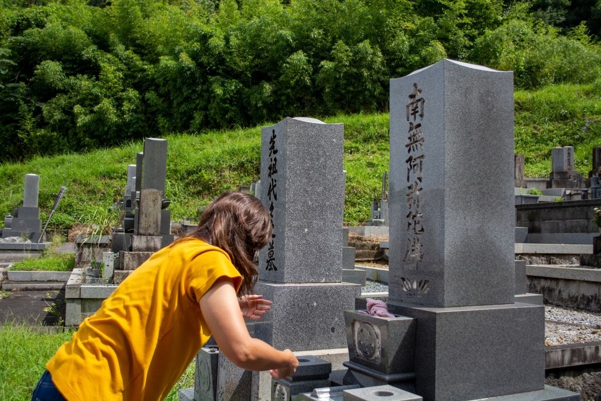 自宅でできる安全な落とし方|基本は「水+やさしい道具」
