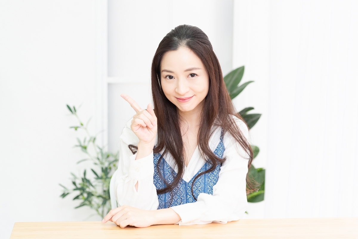 まつ毛が長い人はどう見える?印象・長く見える理由・あるあるな悩みと活かし方 - まいにちくらしノート