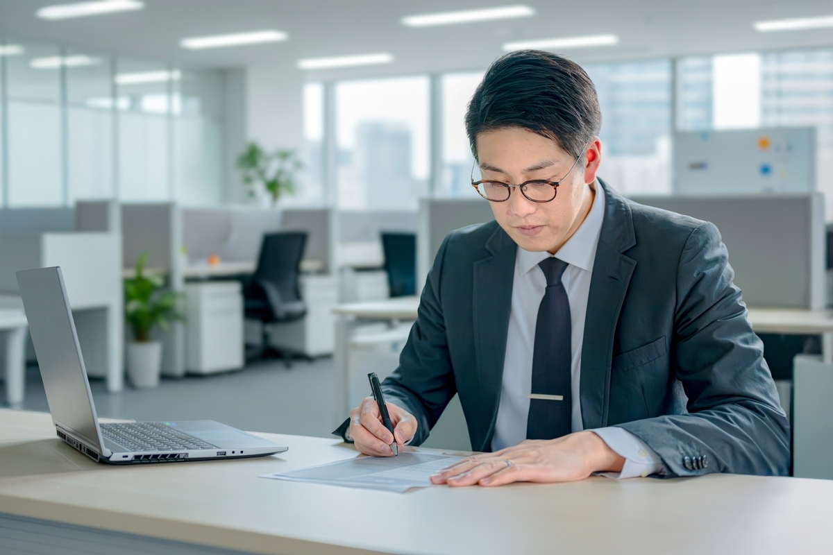 【NG→改善】作業を進めるの言い換えでよくある間違い