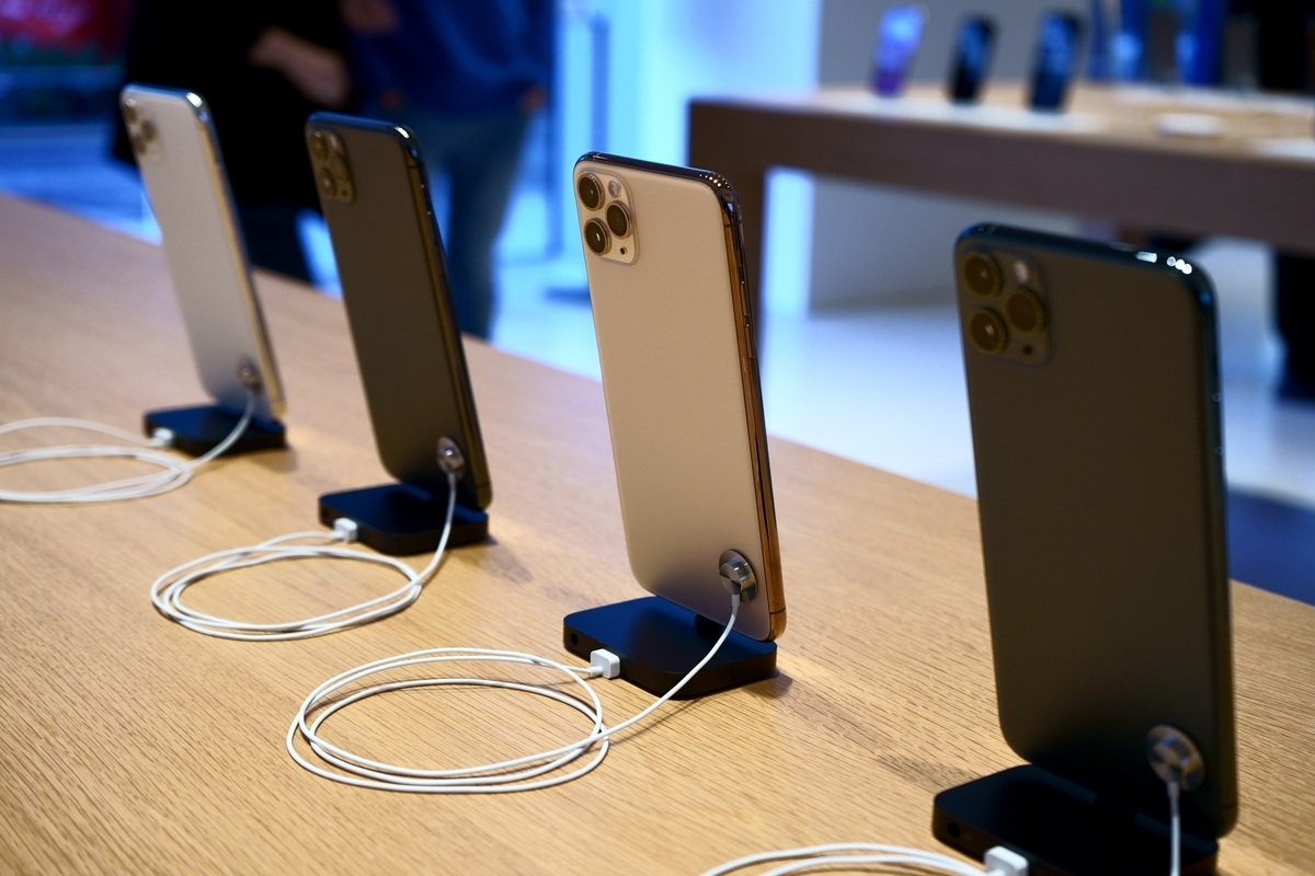 iPhoneで緊急SOS履歴を確認する方法【初心者向け】