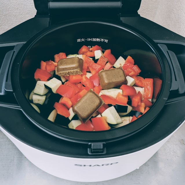 ホットクックで無水キーマカレーを作ってわかった、電気圧力鍋との違い