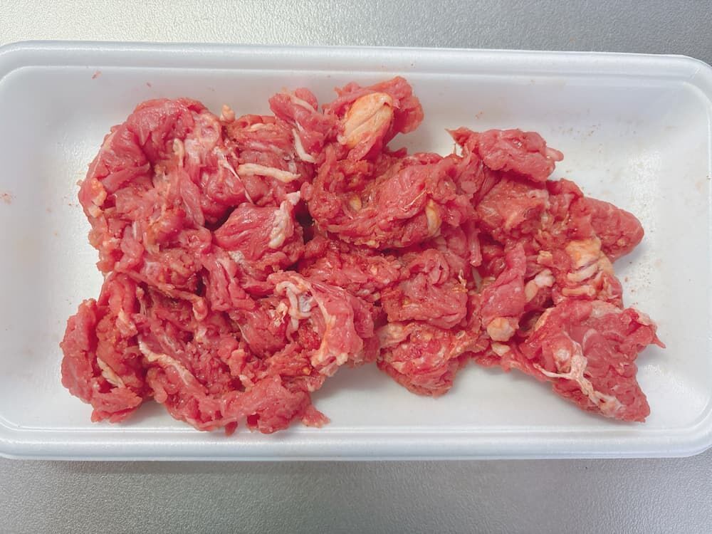 適当に切った牛肉