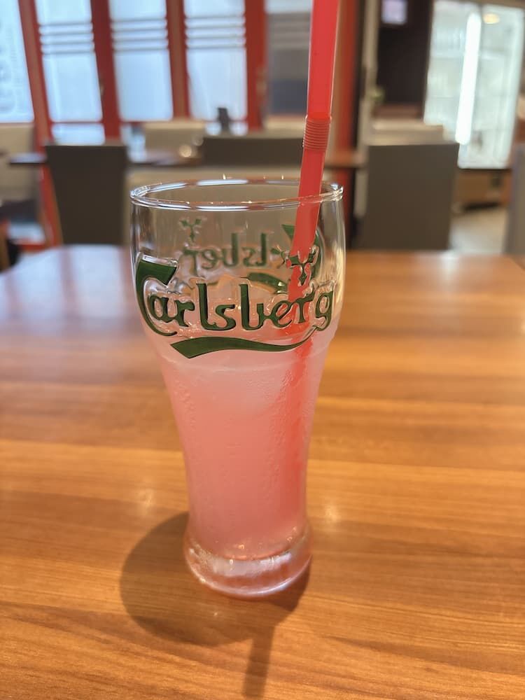 ALEGRIA アレグリア町田　ドリンクバーコーナーのグァバジュース