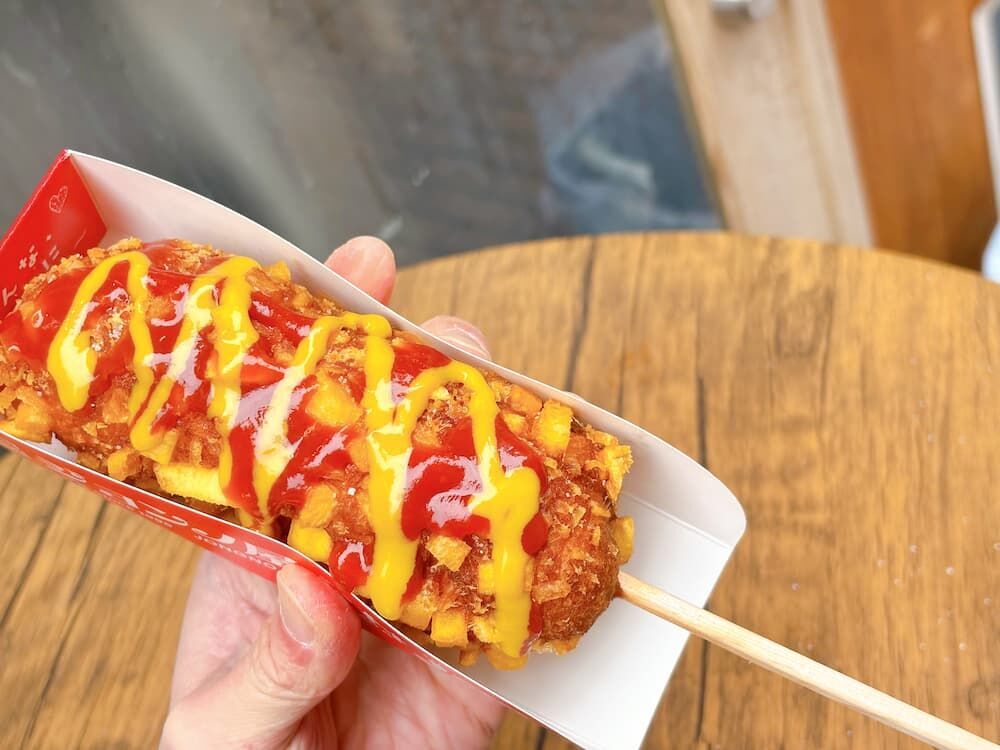 ジョンノ屋台村　チーズハットグ　韓国グルメ