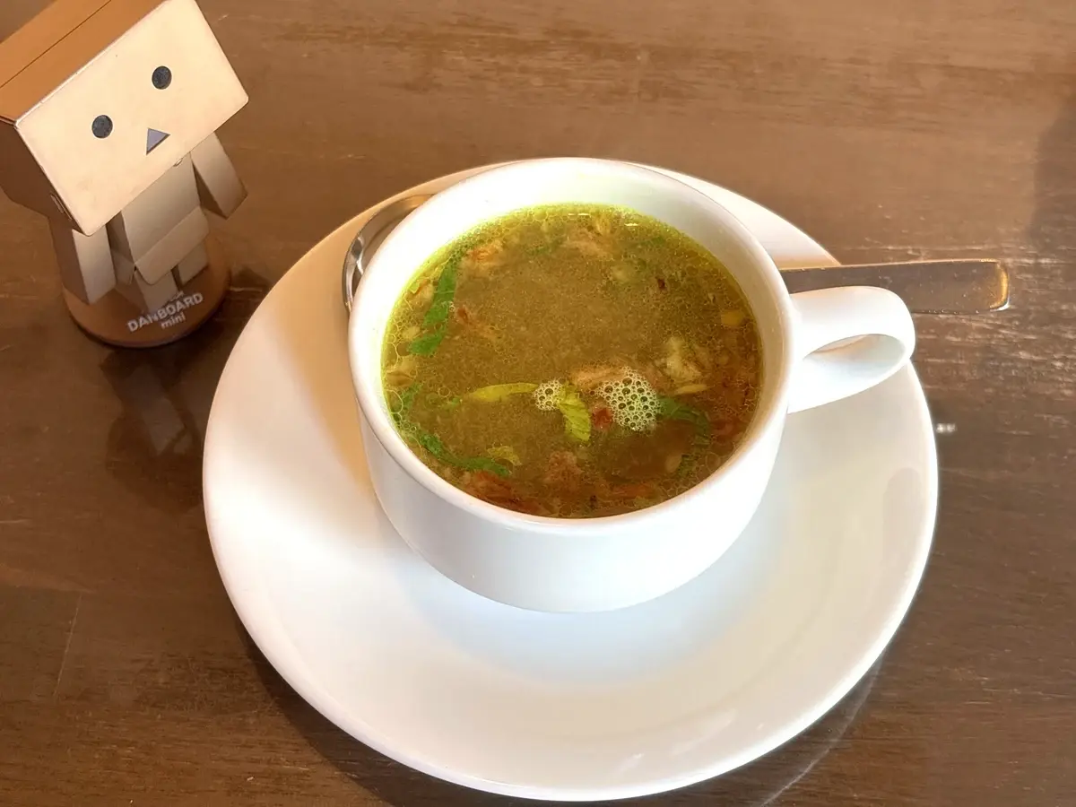 チンタジャワカフェ平塚店のソトアヤム
