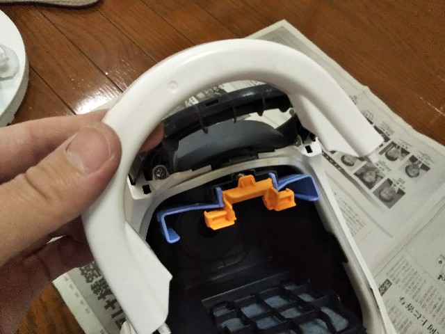 調子が悪い掃除機を分解して内部の状態を確認してみた - 暮らしの土台