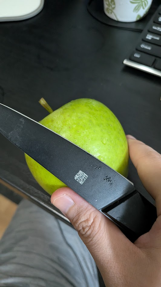 通常と逆の向きに刃をあてる図