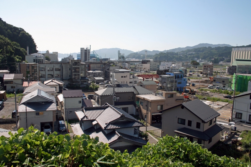 釜石市・仙寿院から瓦礫の市内-1-12.08