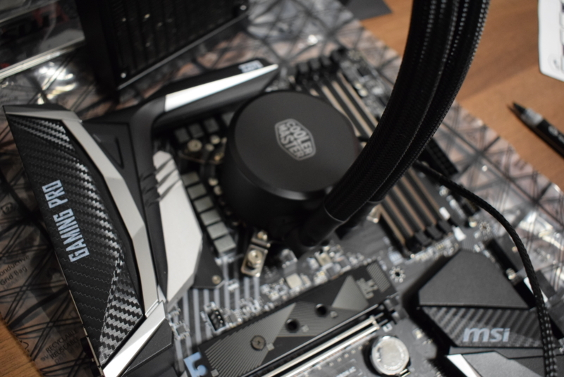 intel - core i7 8700k CPU クーラーセット Intel 「Core i7-8700K」 レポート （CPUにCPUクーラーを