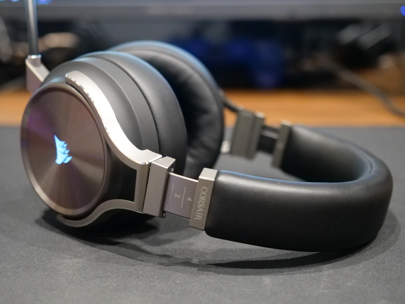 Virtuoso Rgb Wireles レビュー 新たに発表されたcorsairのフラッグシップヘッドセットが音質も見た目も最高 さっさん部ログ