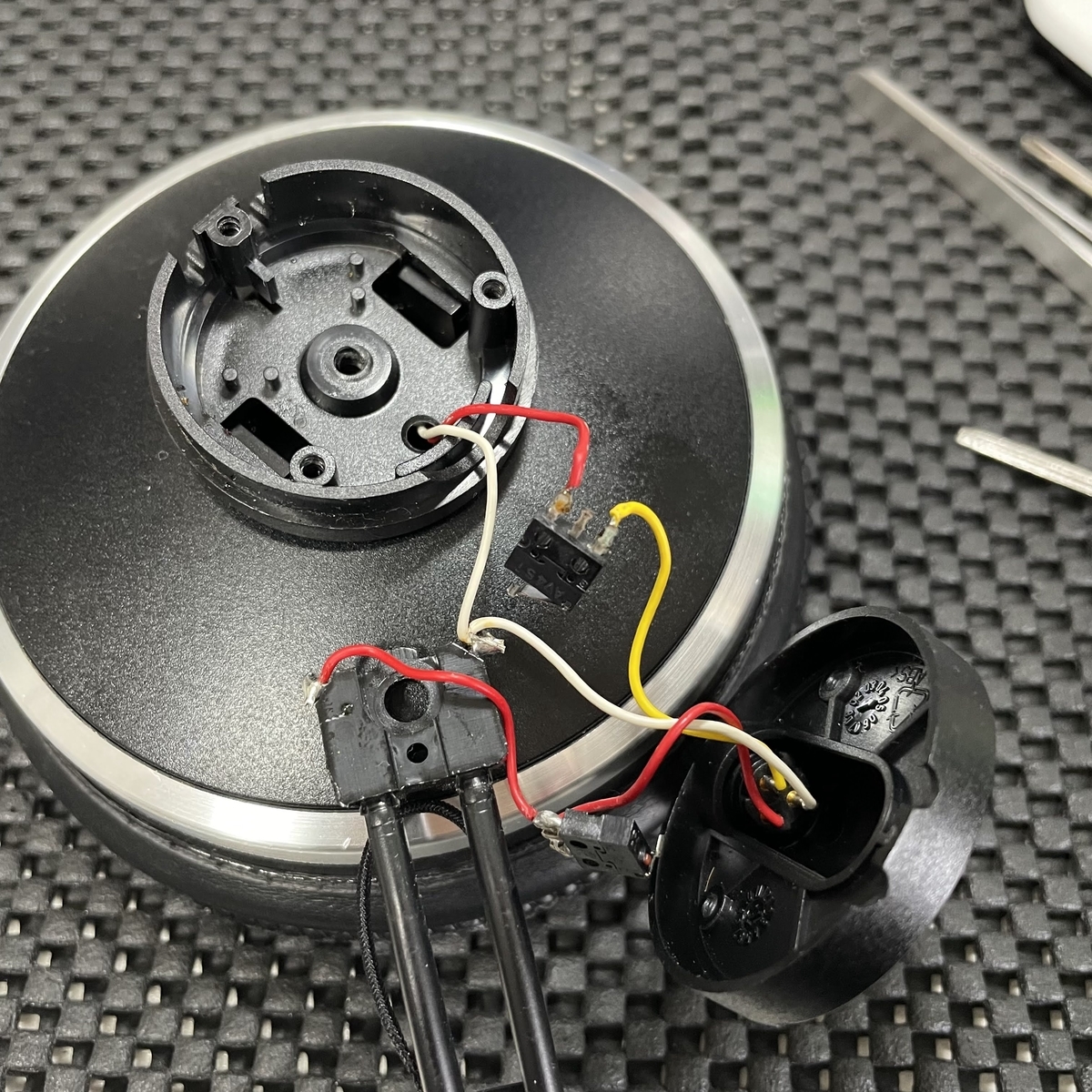 AKG『K271』を修理してminiXLRでリケーブルをしたい！ - Sat03 Labs