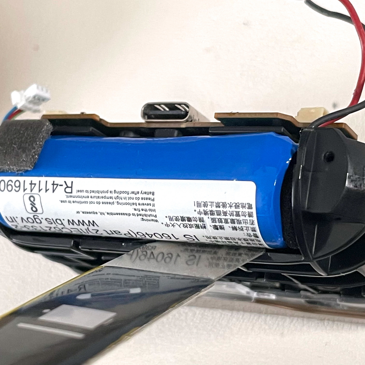 SONY『WF-1000XM3』充電ケースのバッテリー交換をしてみる。 - Sat03 Labs